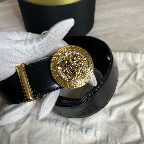 SOLDSOLDSOLD VERSACE MENS BLACK CRYSTAL MEDUSA BUCKLE LEATHER BELT - Picture 5 of 7